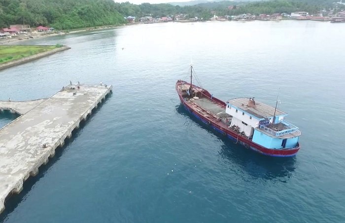 Pelabuhan Teluk Dalam Kab.Nias Selatan