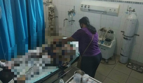 Febriani Nazara, korban kebakaran ruko pada hari Rabu (10/6/2020), sedang menjalani peratan di RSU Gunungsitoli/Foto:istimewa