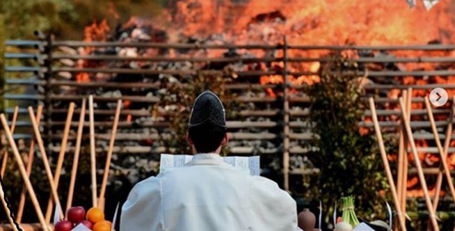 Tradisi Bakar Gunung di Jepang - Foto:Ist