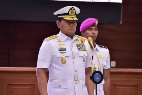 Panglima TNI Laksamana Yudo Margono memberikan promosi jabatan sejumlah perwira tinggi TNI AD, AL. (Istimewa)