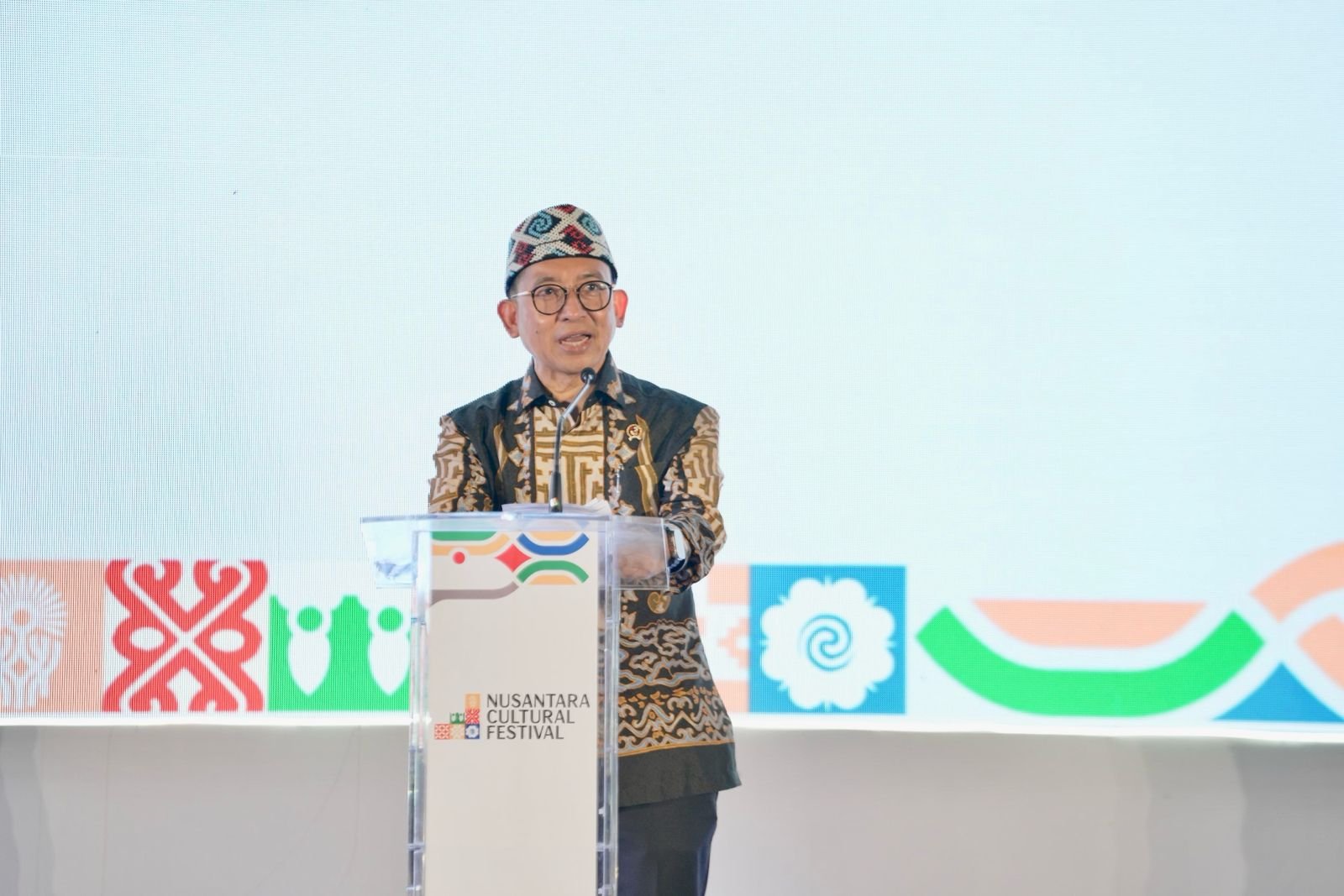 Presiden Tunjuk Fadli Zon Ketua Dewan Gelar