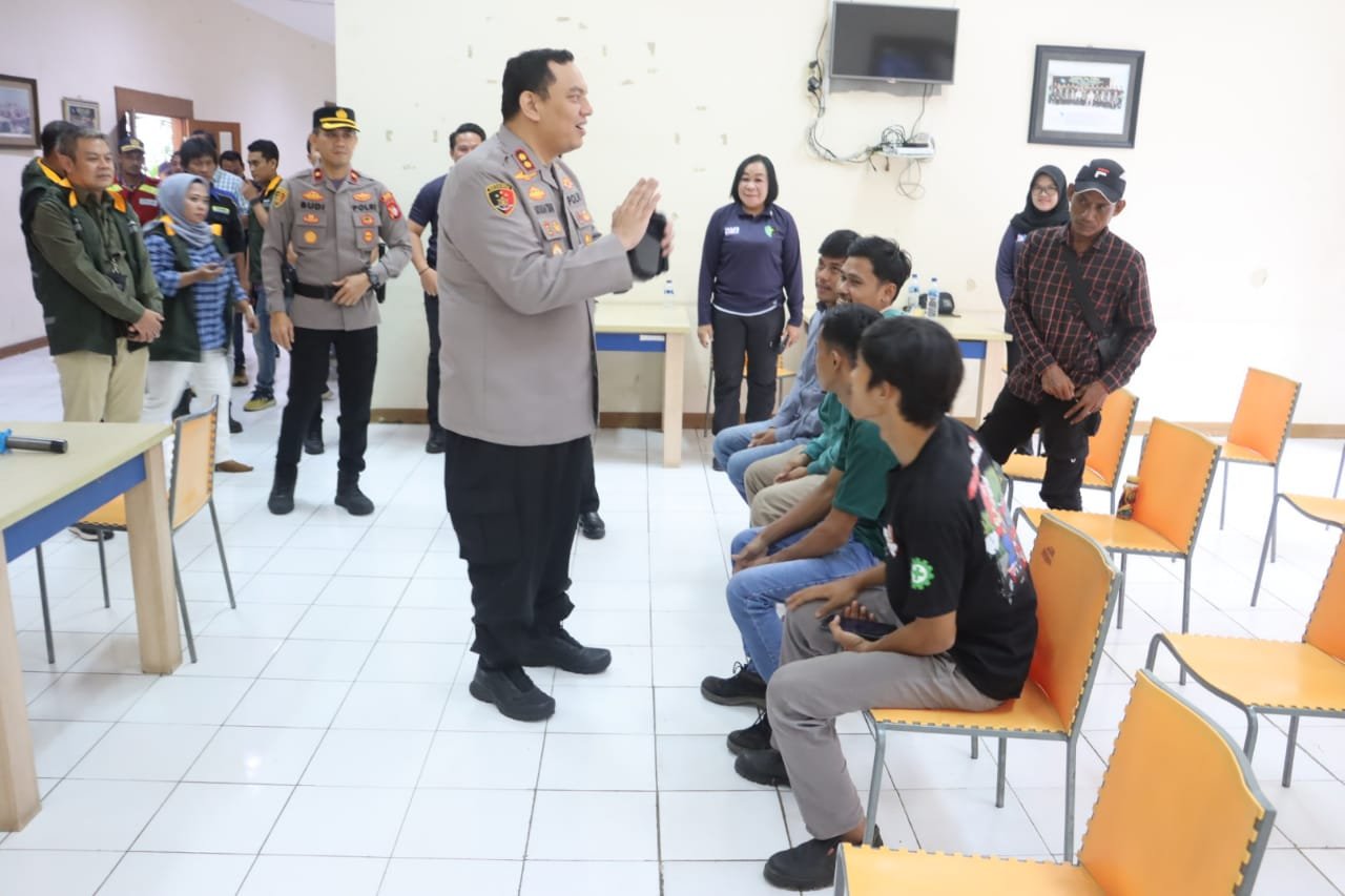 Polres Pelabuhan Tanjung Priok Gelar Baksos dan Bakti Kesehatan dalam Rangka HUT Bhayangkara ke 79