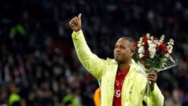 Siap Hadapi China, Kluivert Puji Pemusatan Latihan Timnas di Bali